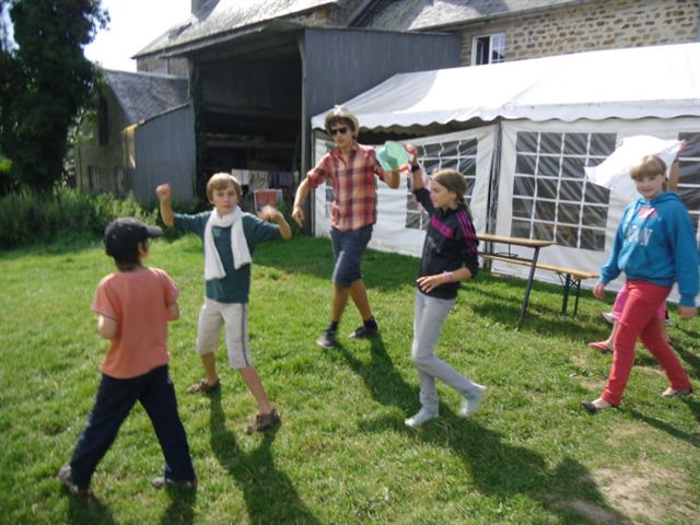 Camp dep St-Jean-Le-Blanc -Ferme d�Escure- du 3 au 18 Aout