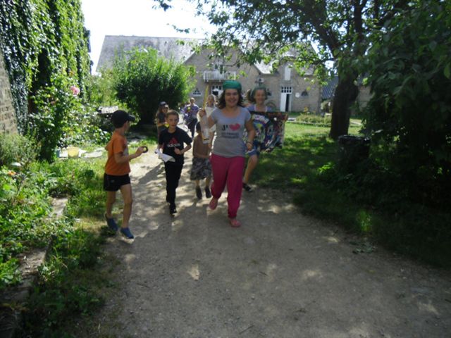 Camp dep St-Jean-Le-Blanc -Ferme d�Escure- du 3 au 18 Aout