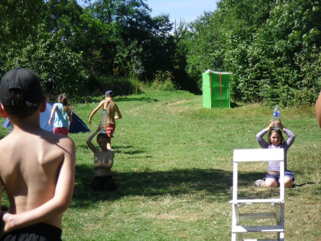 Camp dep St-Jean-Le-Blanc -Ferme d�Escure- du 3 au 18 Aout